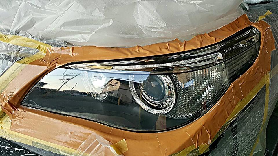 BMWのヘッドライト磨き 完成 透明感と輝き